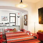 Maison De Charme D\'Arles